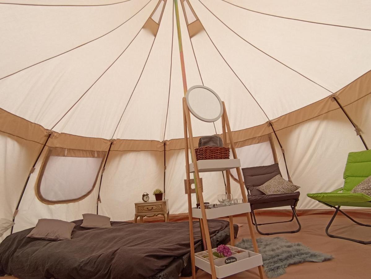 Natuur-Like Glamping In Bosland NeerNeerpelt Eksteriør bilde